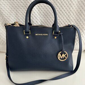 MICHAEL KORS Selma Saffiano Leather Medium Satchel in Navy